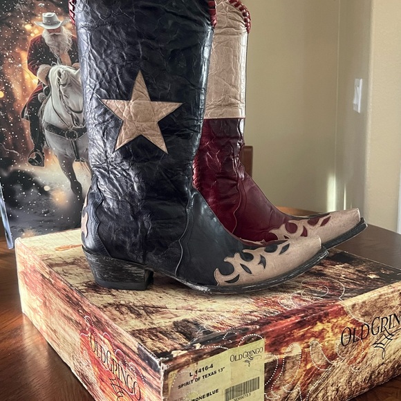 Spirit of Texas
What can I say these are the bomb!!!
Make a statement Y’all - Picture 2 of 8